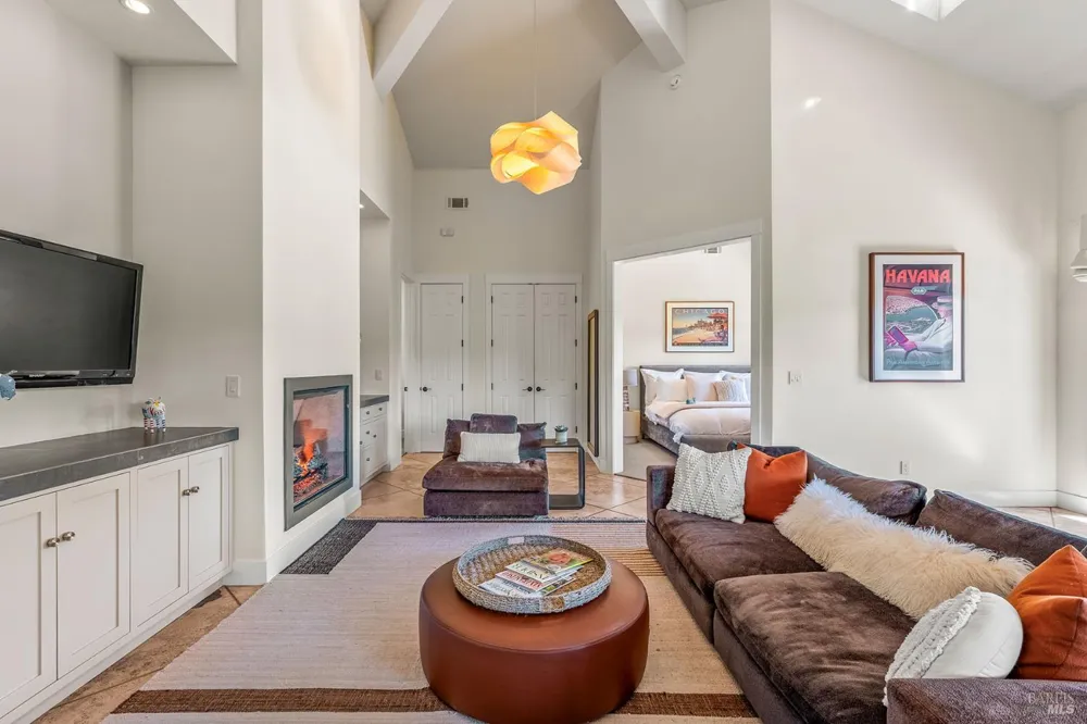 3196 Bennett Lane Calistoga, CA 94515