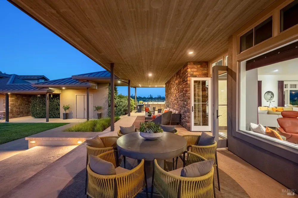 3196 Bennett Lane Calistoga, CA 94515