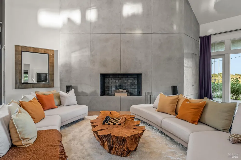3196 Bennett Lane Calistoga, CA 94515