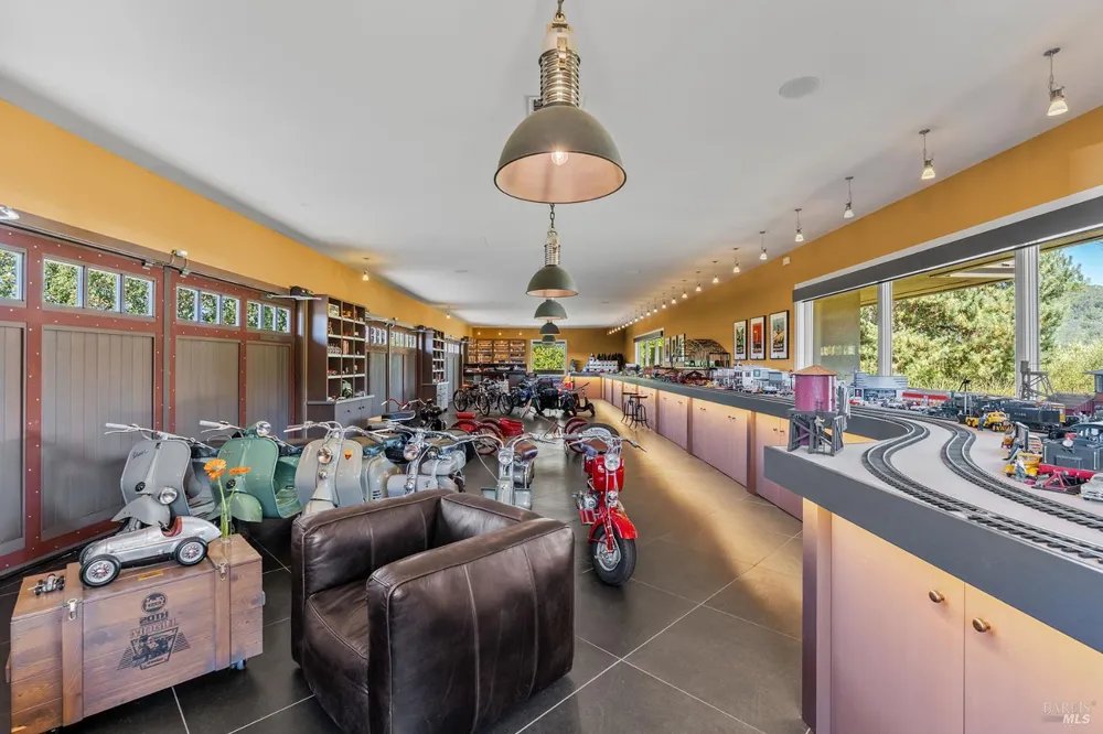 3196 Bennett Lane Calistoga, CA 94515