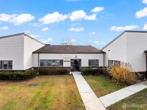 1 Brier Hill Court #F