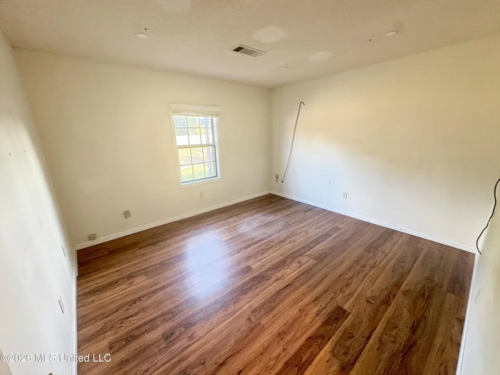 830 Lakeview Drive Grenada, MS 38901