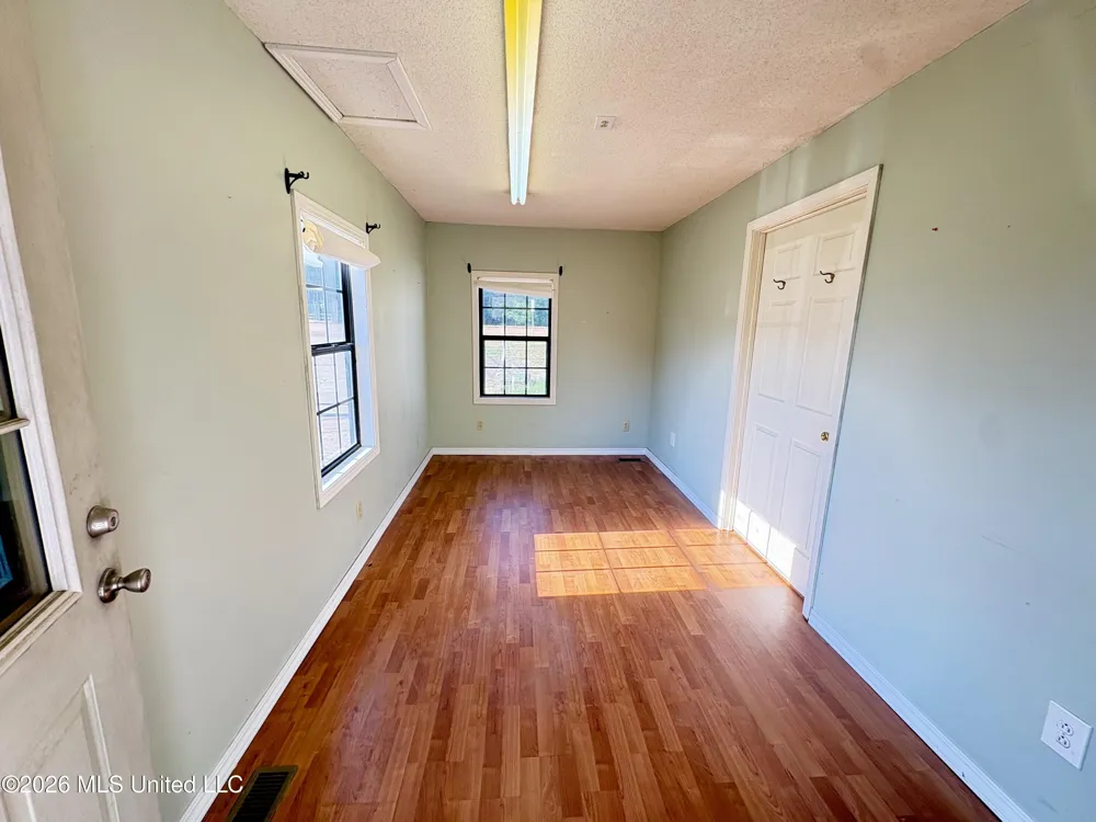 830 Lakeview Drive Grenada, MS 38901
