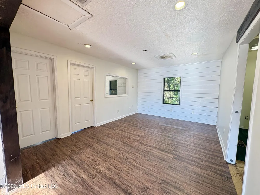 830 Lakeview Drive Grenada, MS 38901