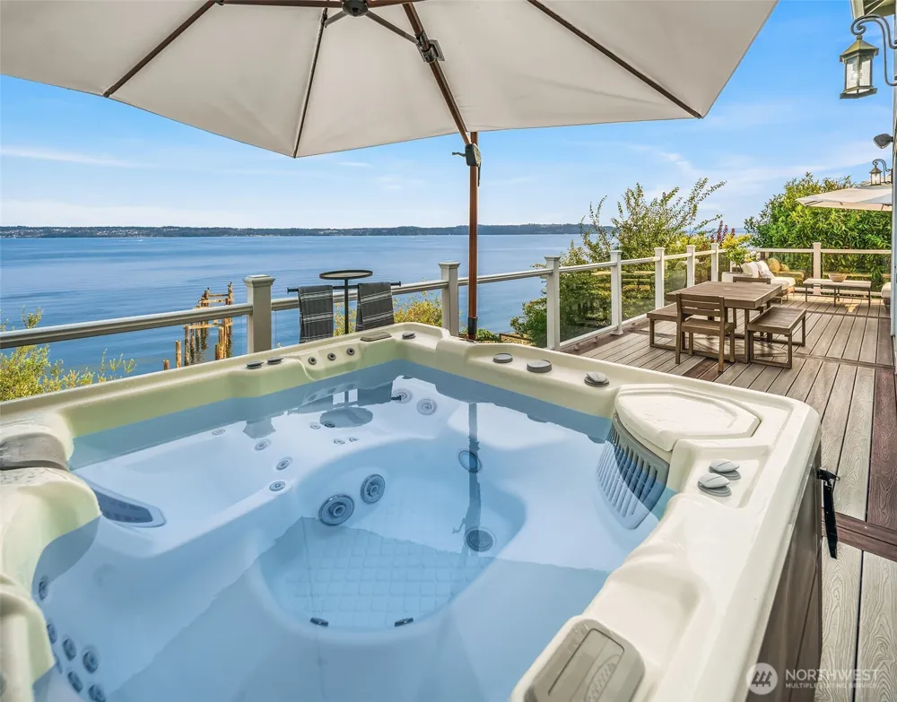 25764 Gold Beach Drive SW Vashon, WA 98070
