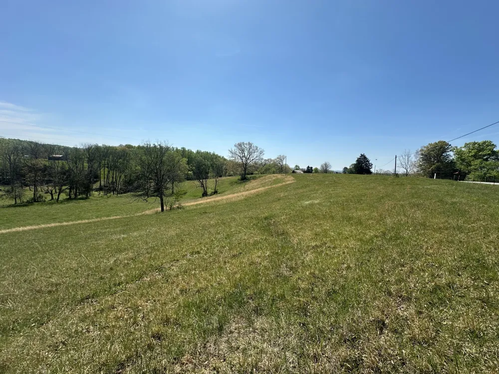 515 Jericho Rd Quebeck, TN 38579