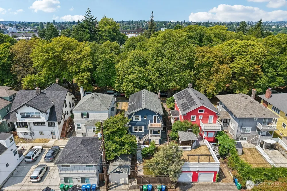 5248 17th Avenue NE Seattle, WA 98105