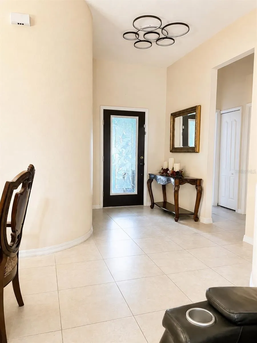9708 WHITE BARN WAY Riverview, FL 33569