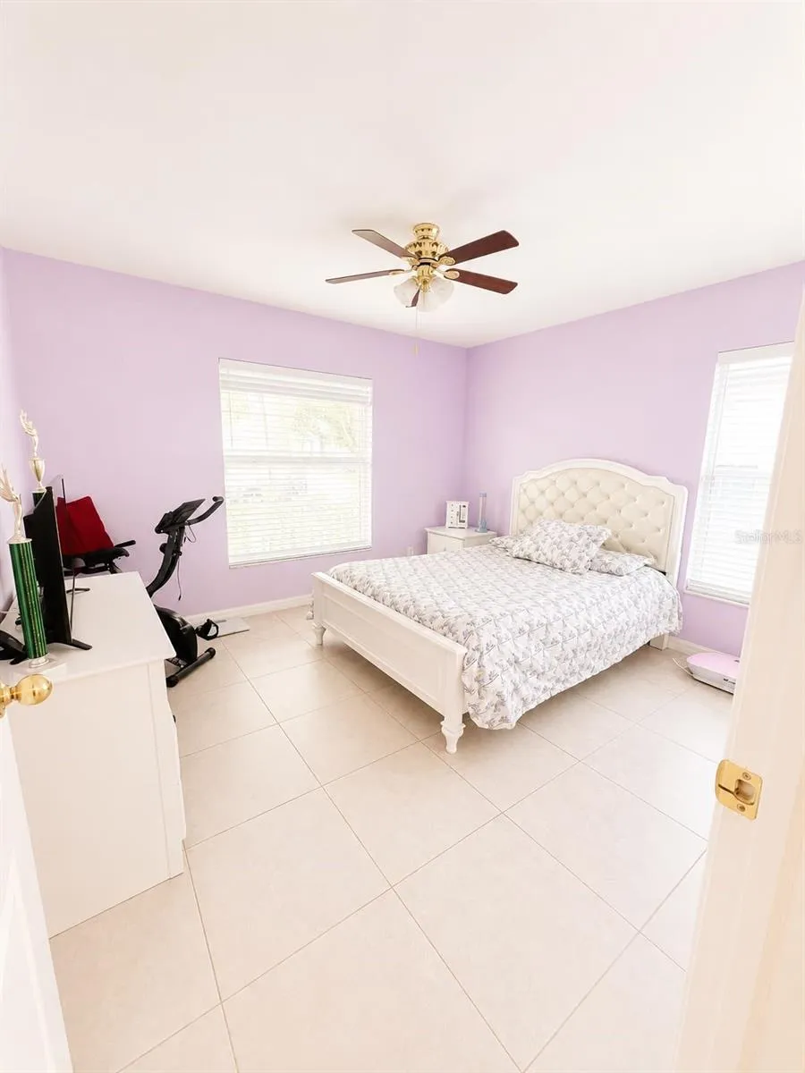 9708 WHITE BARN WAY Riverview, FL 33569