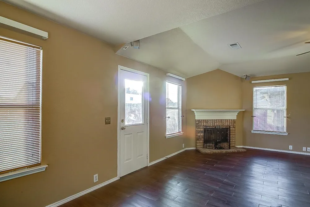 8912 Wagon Trail Cross Roads, TX 76227