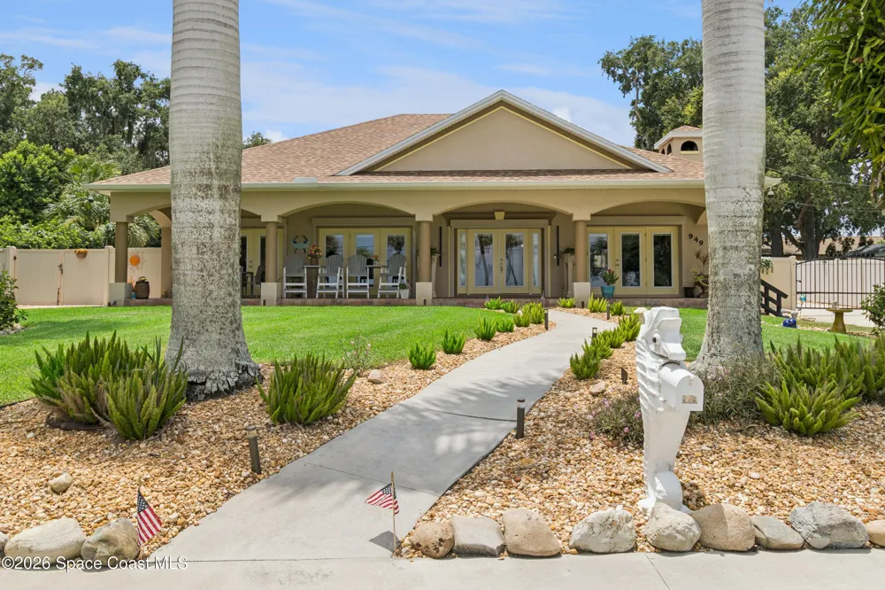 949 Indian River Drive Cocoa, FL 32922