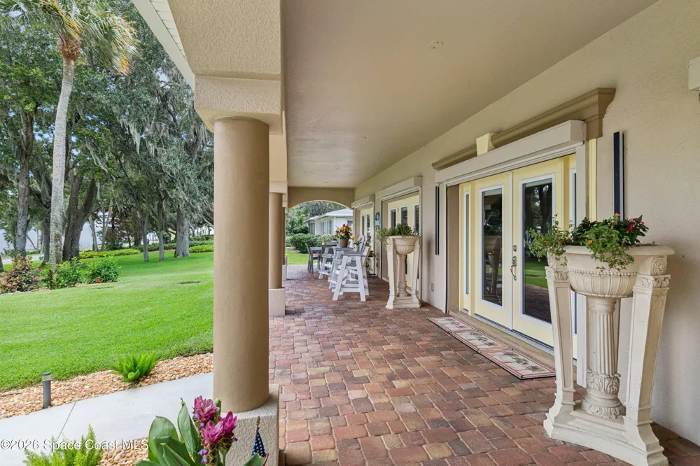949 Indian River Drive Cocoa, FL 32922