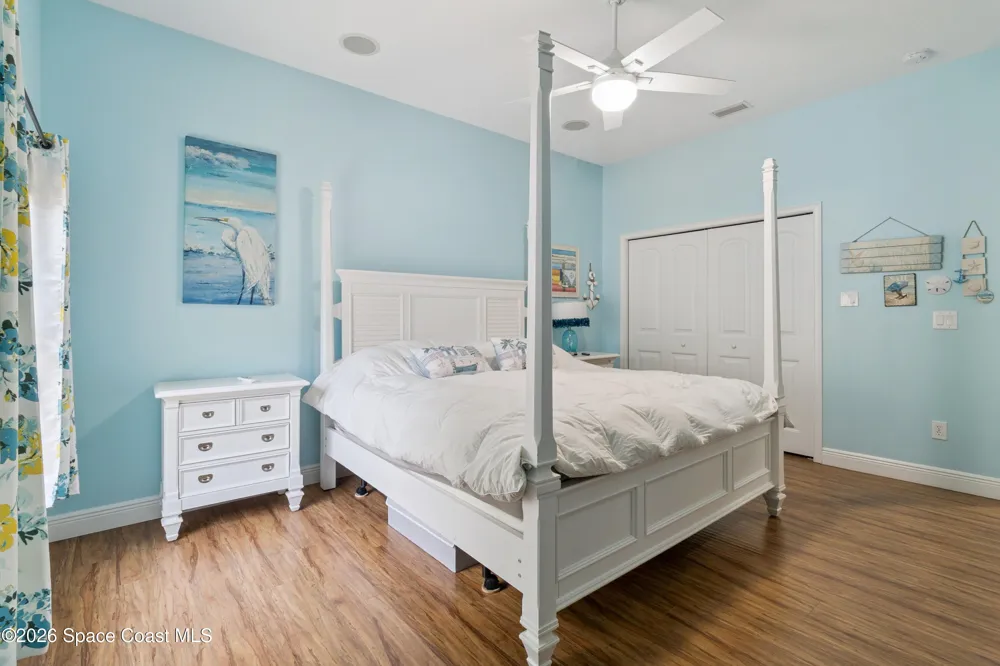 949 Indian River Drive Cocoa, FL 32922