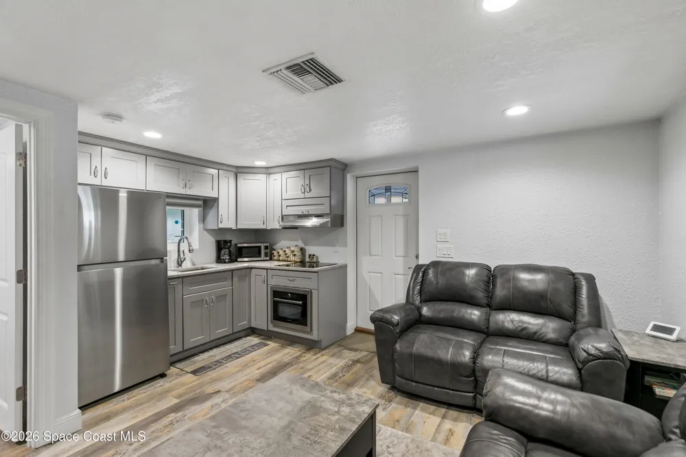 949 Indian River Drive Cocoa, FL 32922
