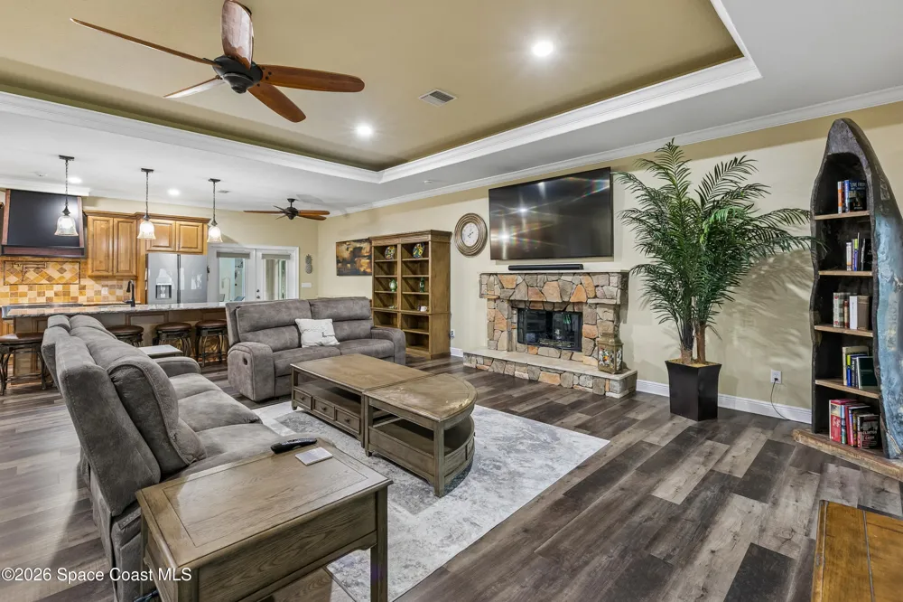 949 Indian River Drive Cocoa, FL 32922