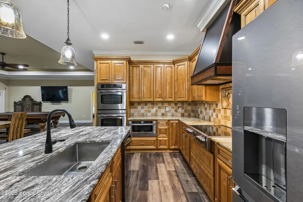 949 Indian River Drive Cocoa, FL 32922