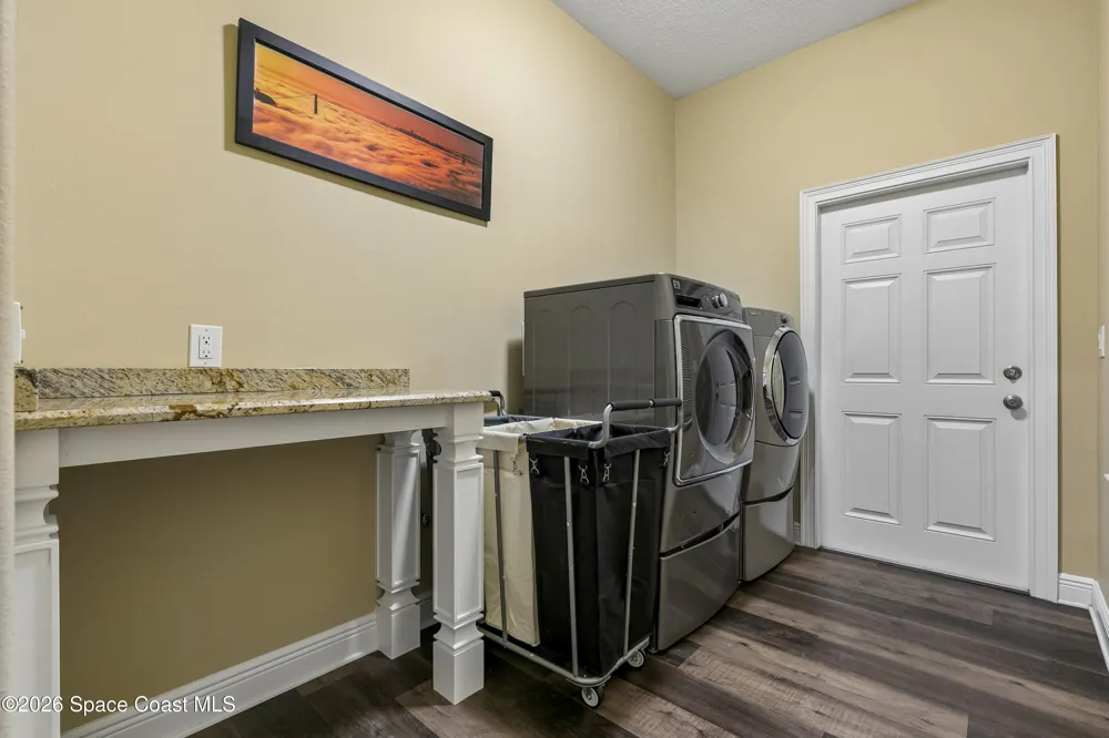 949 Indian River Drive Cocoa, FL 32922