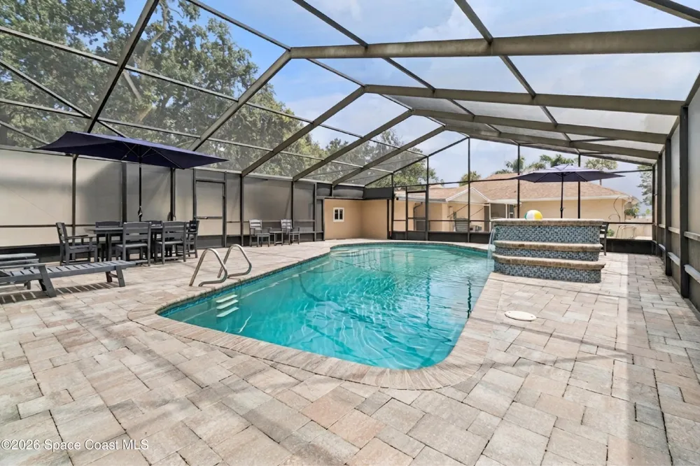 949 Indian River Drive Cocoa, FL 32922