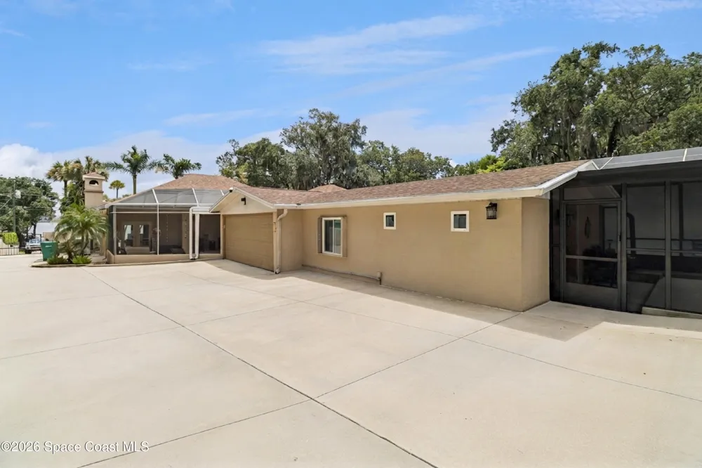 949 Indian River Drive Cocoa, FL 32922