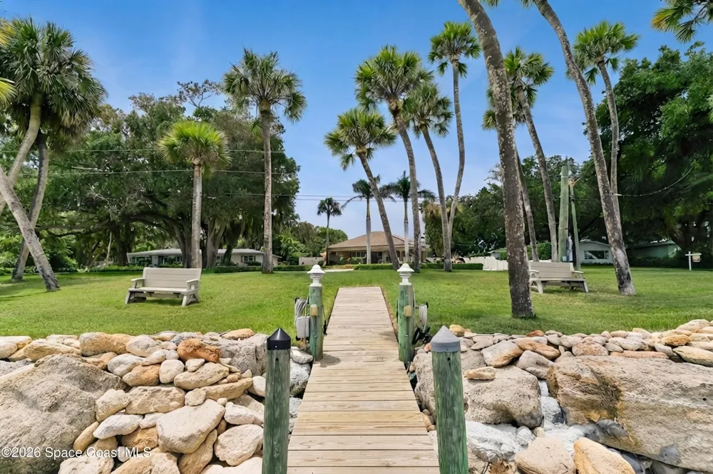949 Indian River Drive Cocoa, FL 32922