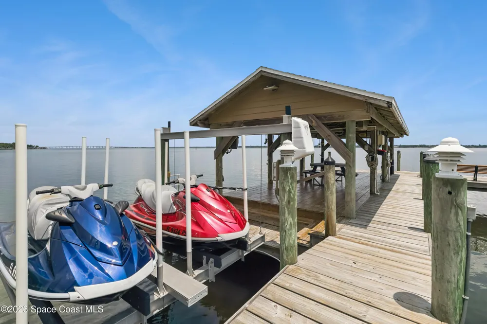 949 Indian River Drive Cocoa, FL 32922