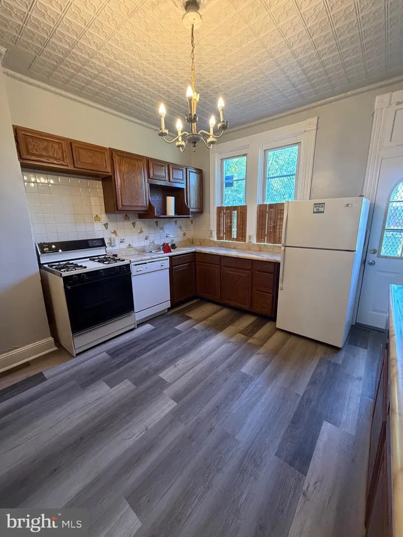 2753 RAYNER AVENUE Baltimore, MD 21216