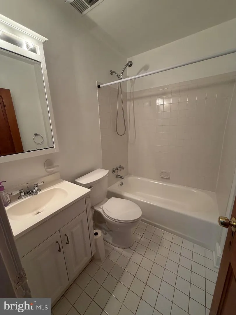 2753 RAYNER AVENUE Baltimore, MD 21216