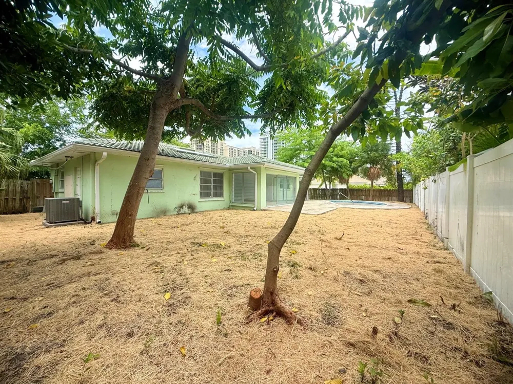 1281 MORSE BOULEVARD Singer Island, FL 33404