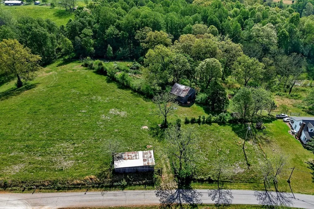 515 Jericho Rd Quebeck, TN 38579