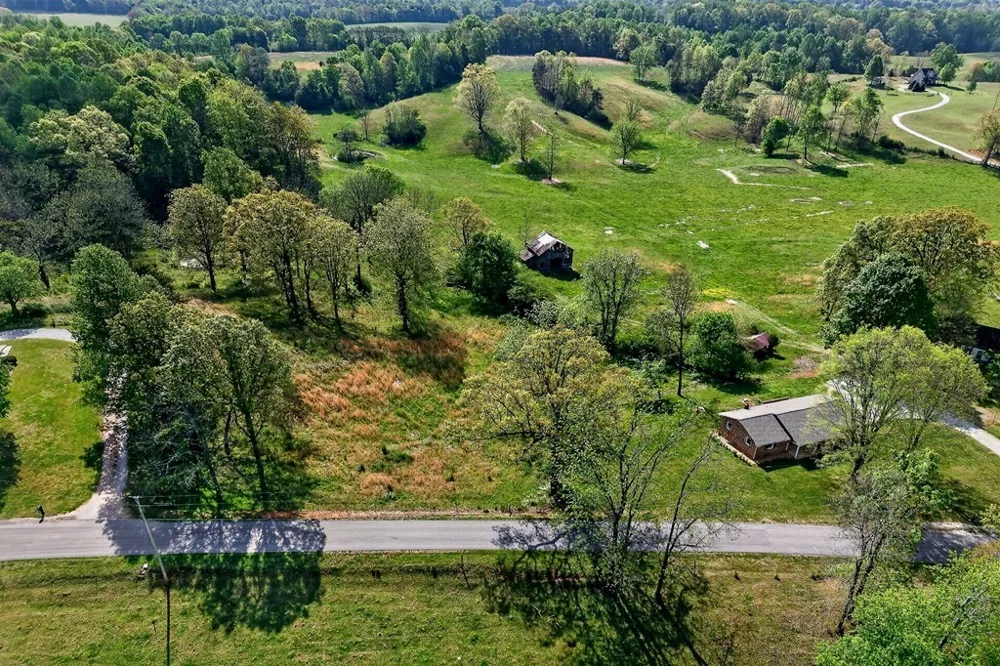 515 Jericho Rd Quebeck, TN 38579