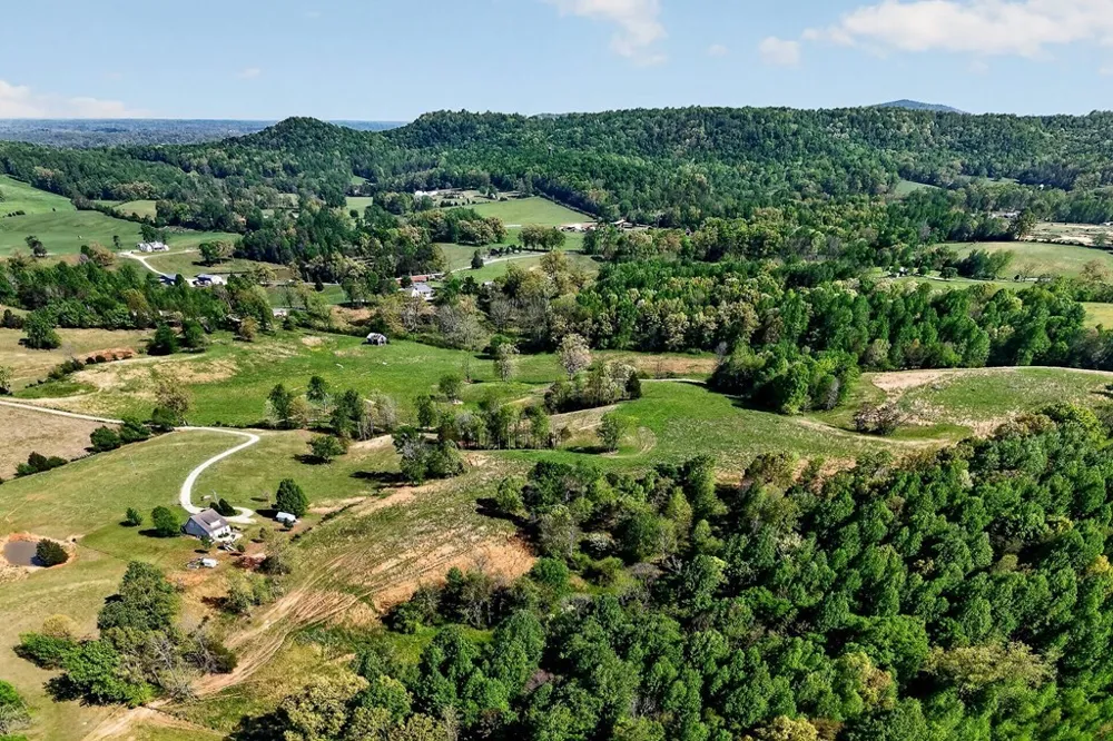 515 Jericho Rd Quebeck, TN 38579