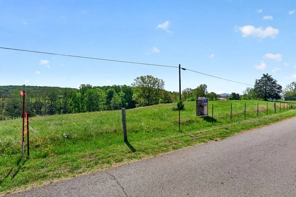 515 Jericho Rd Quebeck, TN 38579