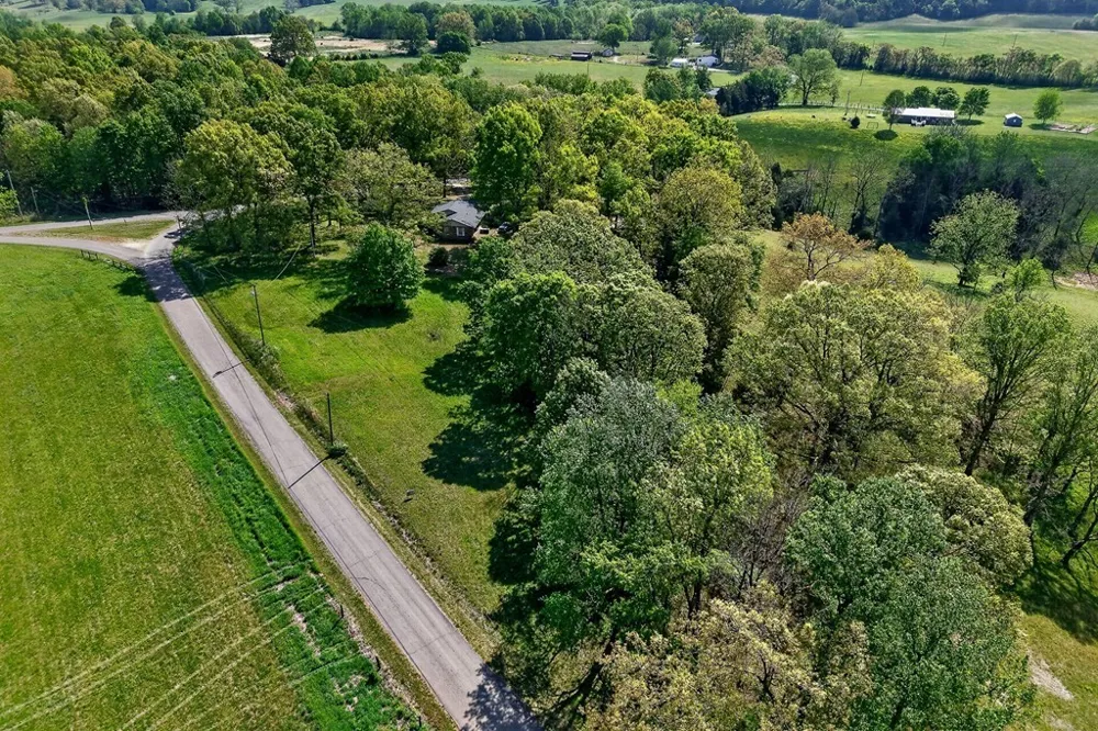 515 Jericho Rd Quebeck, TN 38579