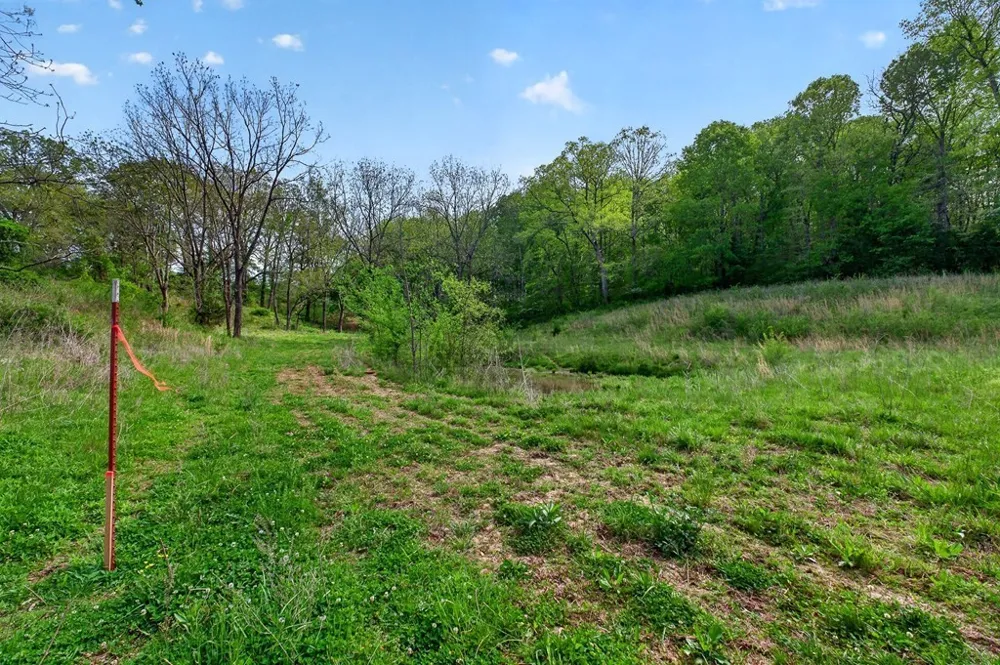 515 Jericho Rd Quebeck, TN 38579
