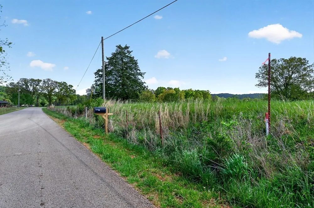 515 Jericho Rd Quebeck, TN 38579
