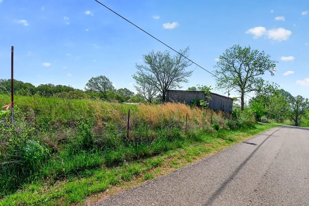 515 Jericho Rd Quebeck, TN 38579