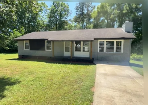 285 Queen Helen Lane