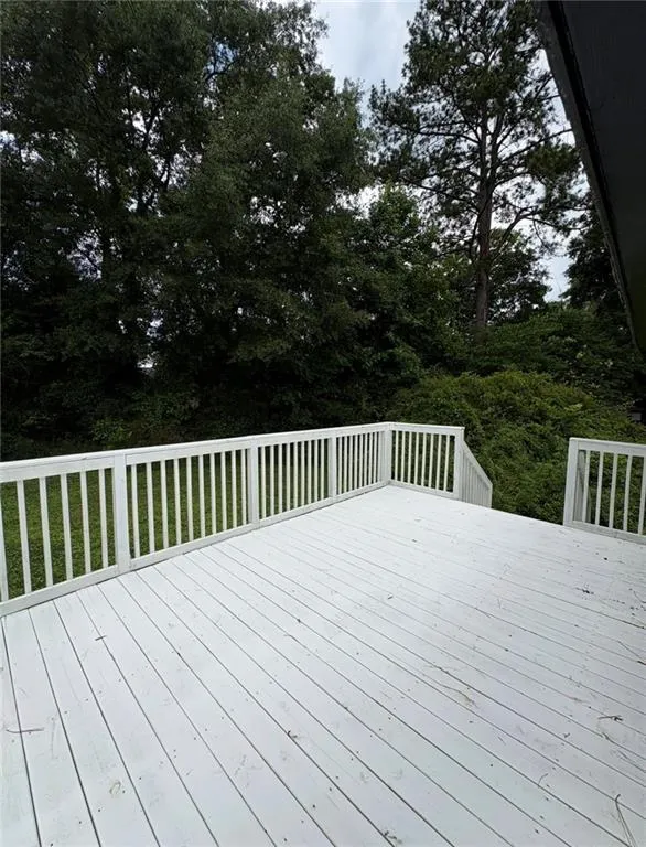 285 Queen Helen Lane Jonesboro, GA 30236
