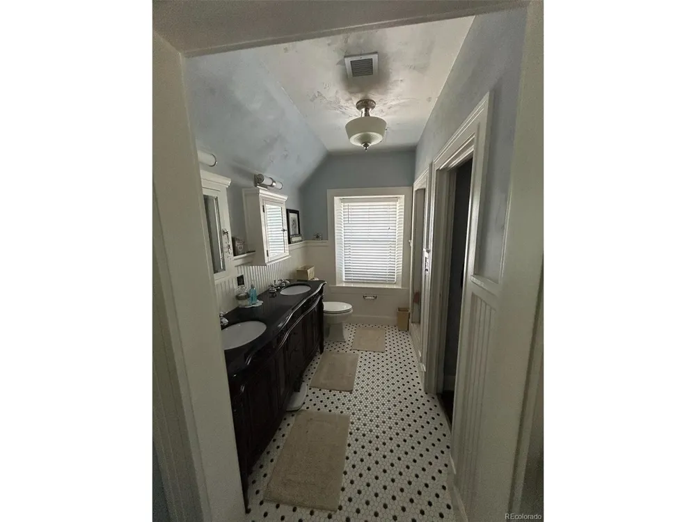 409 W Vinson Street Holly, CO 81047