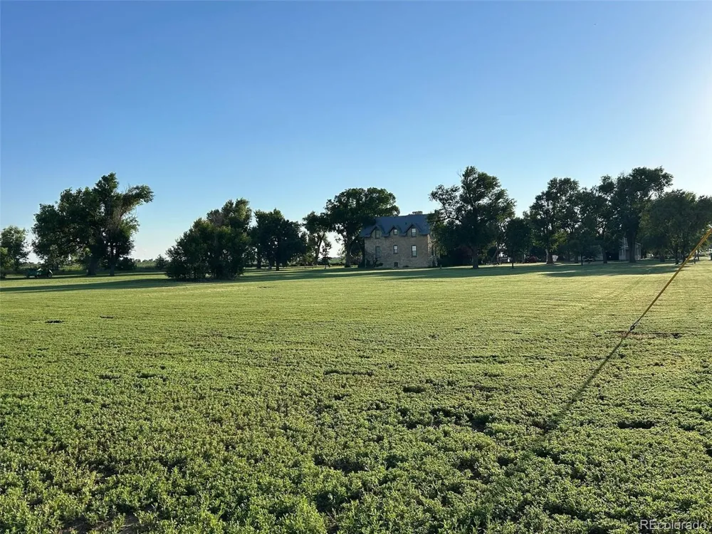 409 W Vinson Street Holly, CO 81047