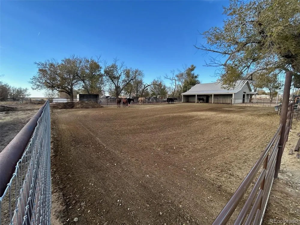 409 W Vinson Street Holly, CO 81047