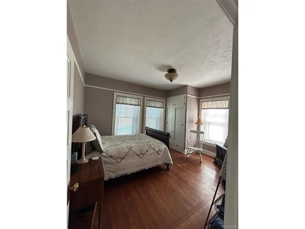 409 W Vinson Street Holly, CO 81047