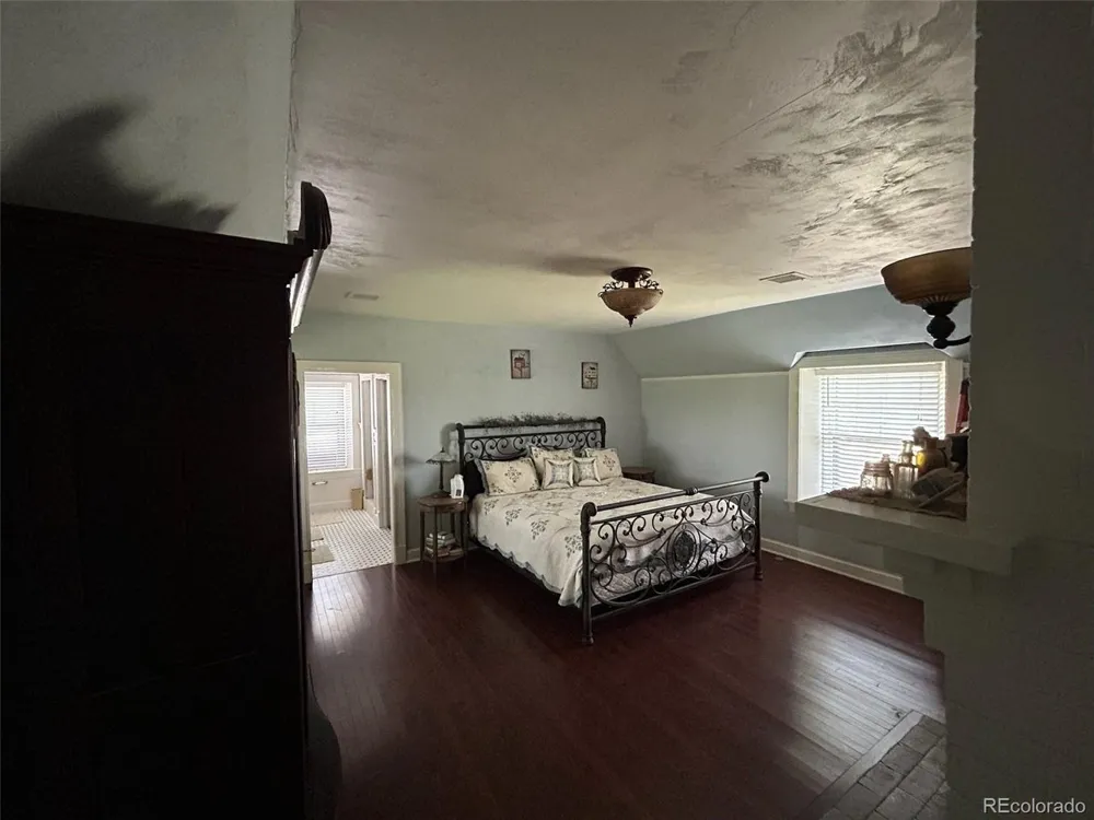 409 W Vinson Street Holly, CO 81047
