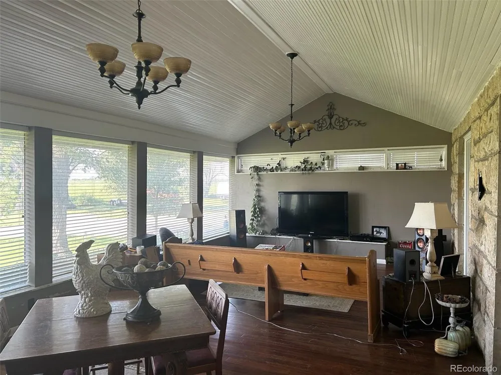 409 W Vinson Street Holly, CO 81047