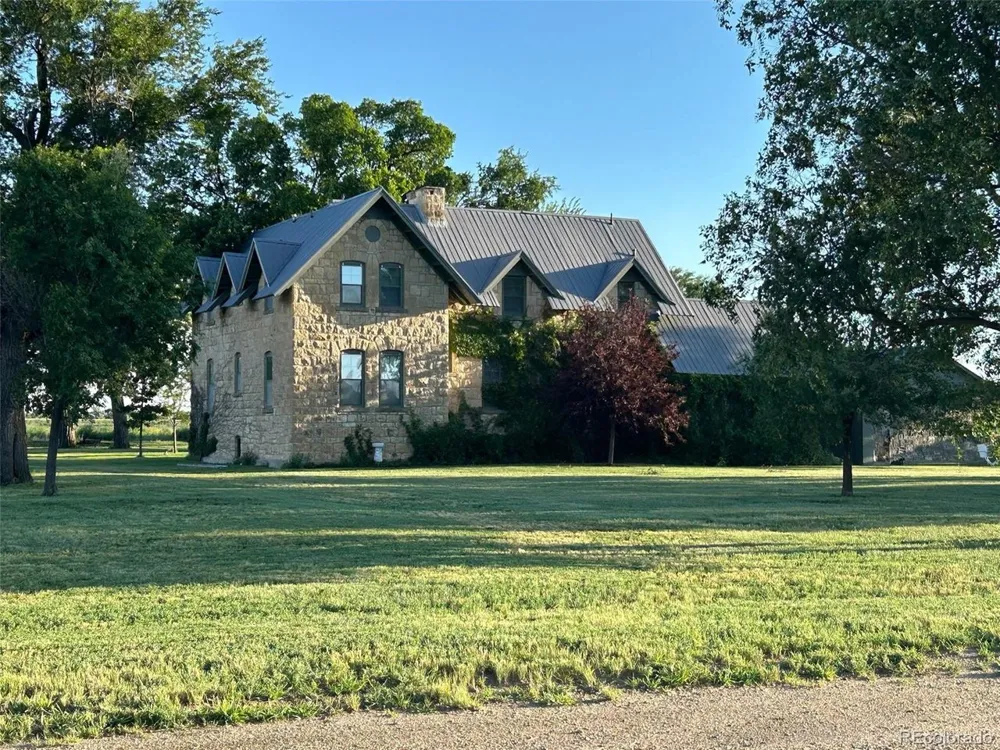409 W Vinson Street Holly, CO 81047