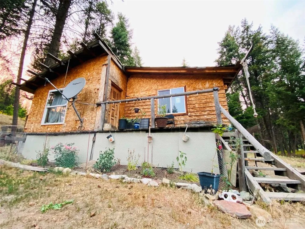 116 Pine Chee Road Oroville, WA 98844
