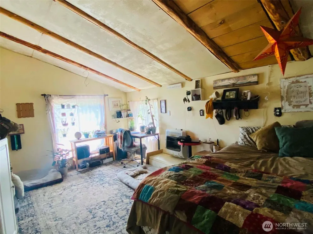 116 Pine Chee Road Oroville, WA 98844