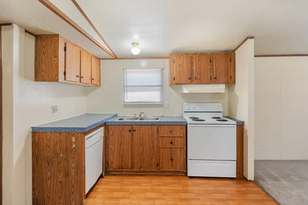 18297 Pine Drive Eustace, TX 75124