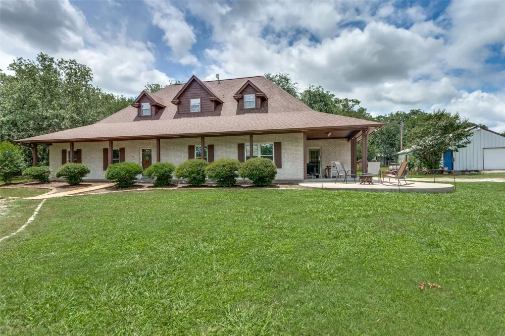 412 Paradise Canyon Circle Paradise, TX 76073