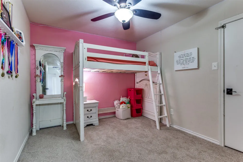 412 Paradise Canyon Circle Paradise, TX 76073